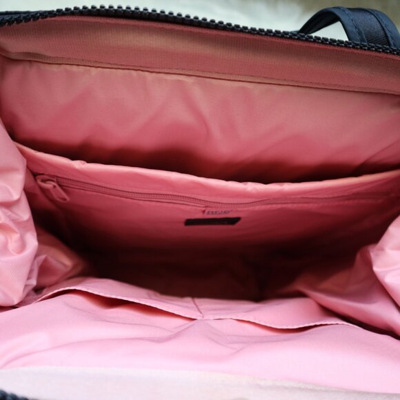 NWOT Pacsafe CX Anti-Theft Backpack in Black & Pink - Picture 5 of 11